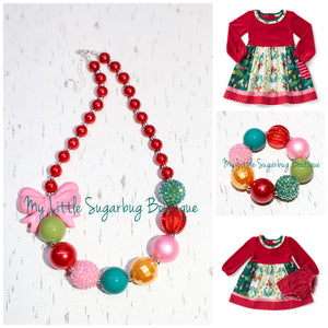 Happy Holly Daze Chunky Necklace
